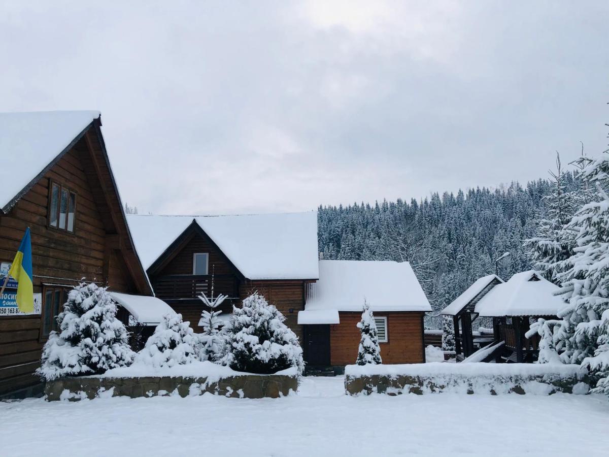 Guest House Kaspiy Bukovel Exteriör bild