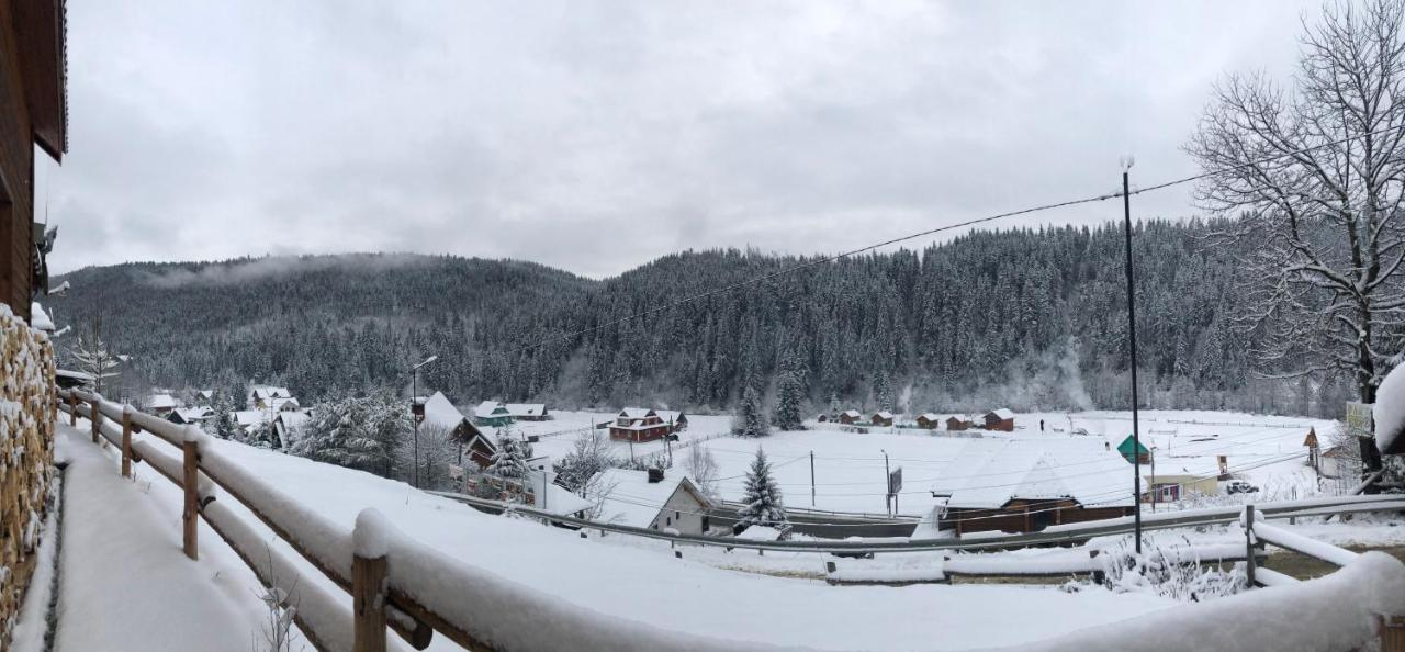 Guest House Kaspiy Bukovel Exteriör bild