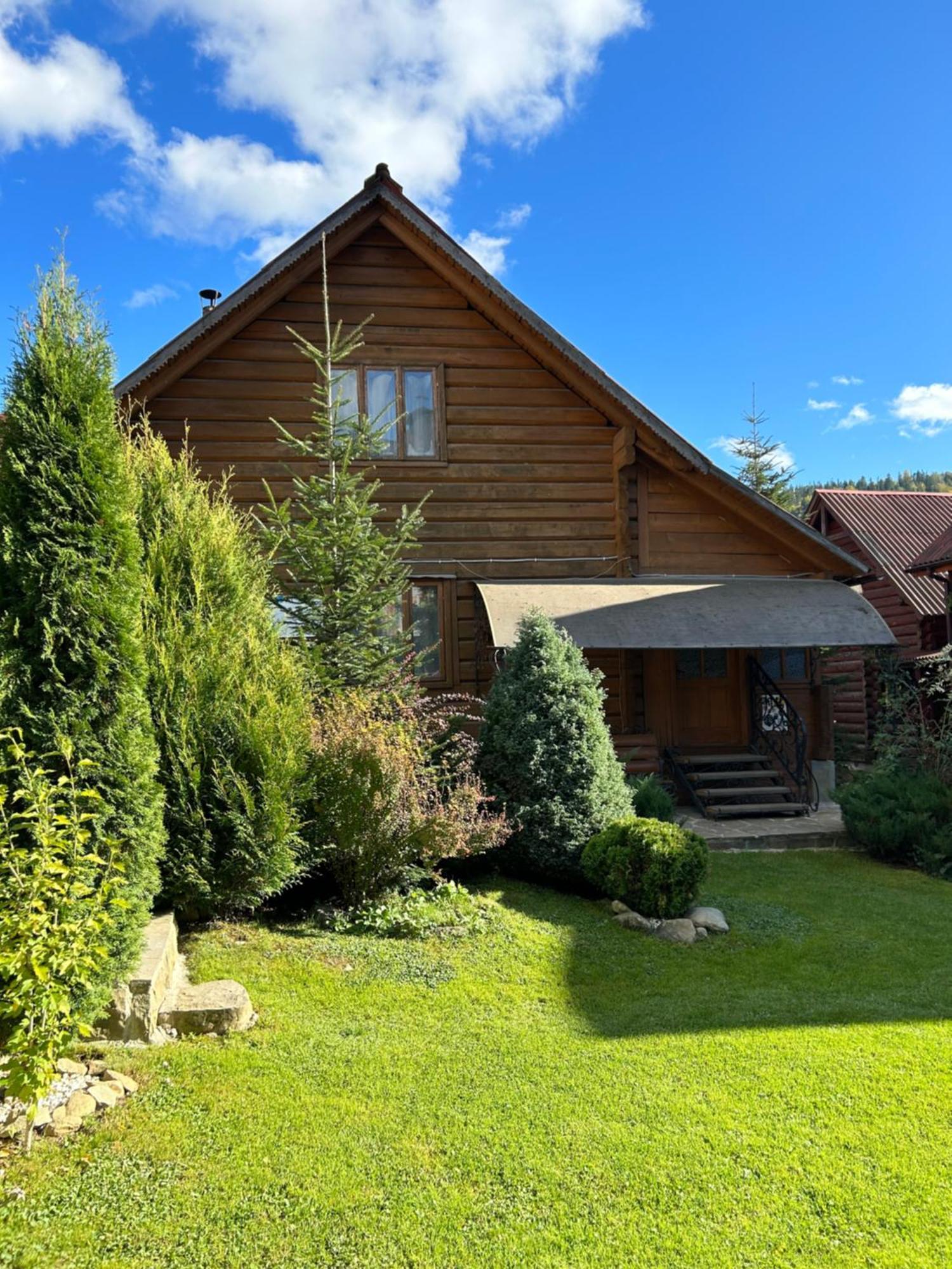 Guest House Kaspiy Bukovel Exteriör bild