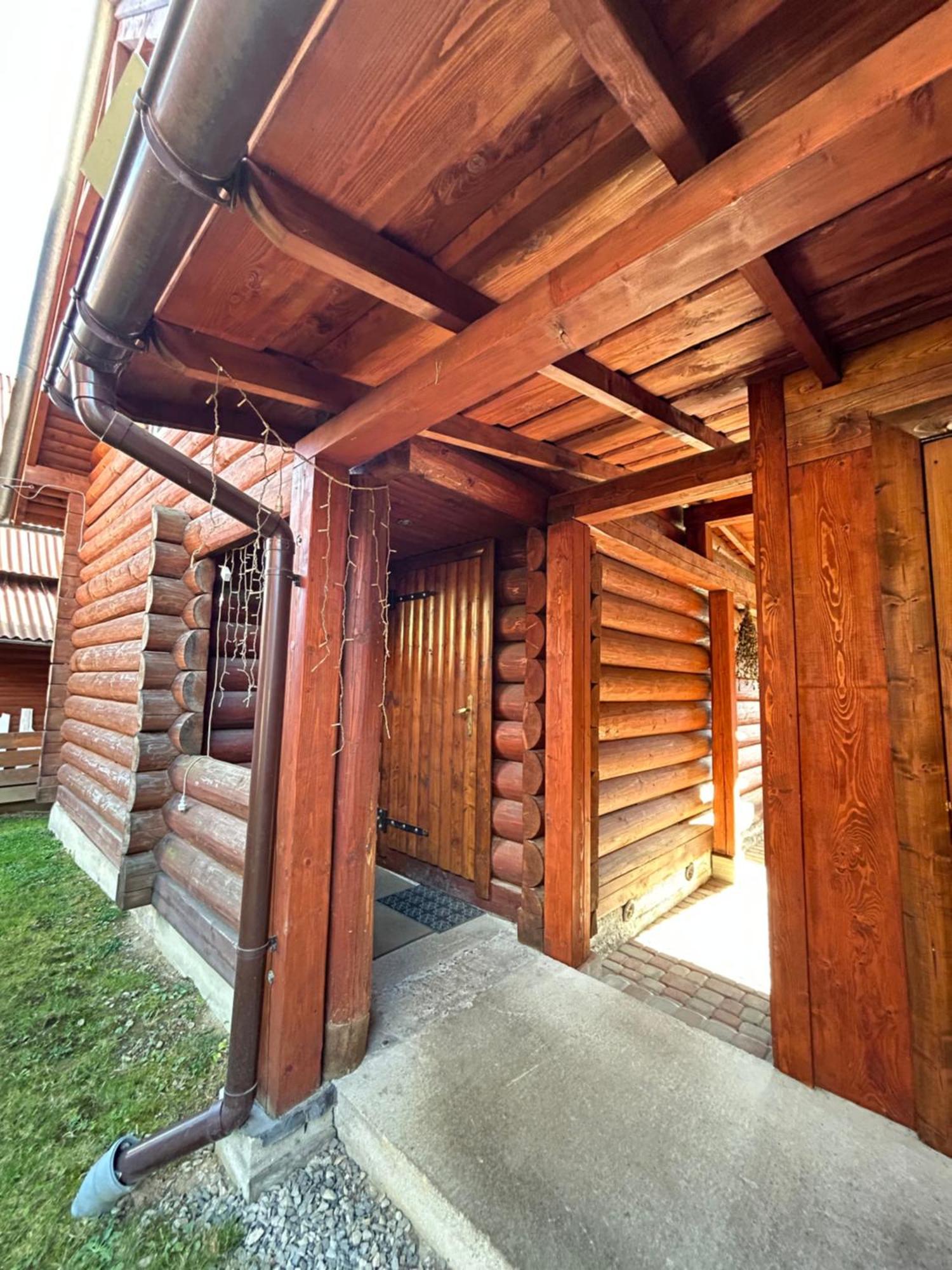 Guest House Kaspiy Bukovel Exteriör bild