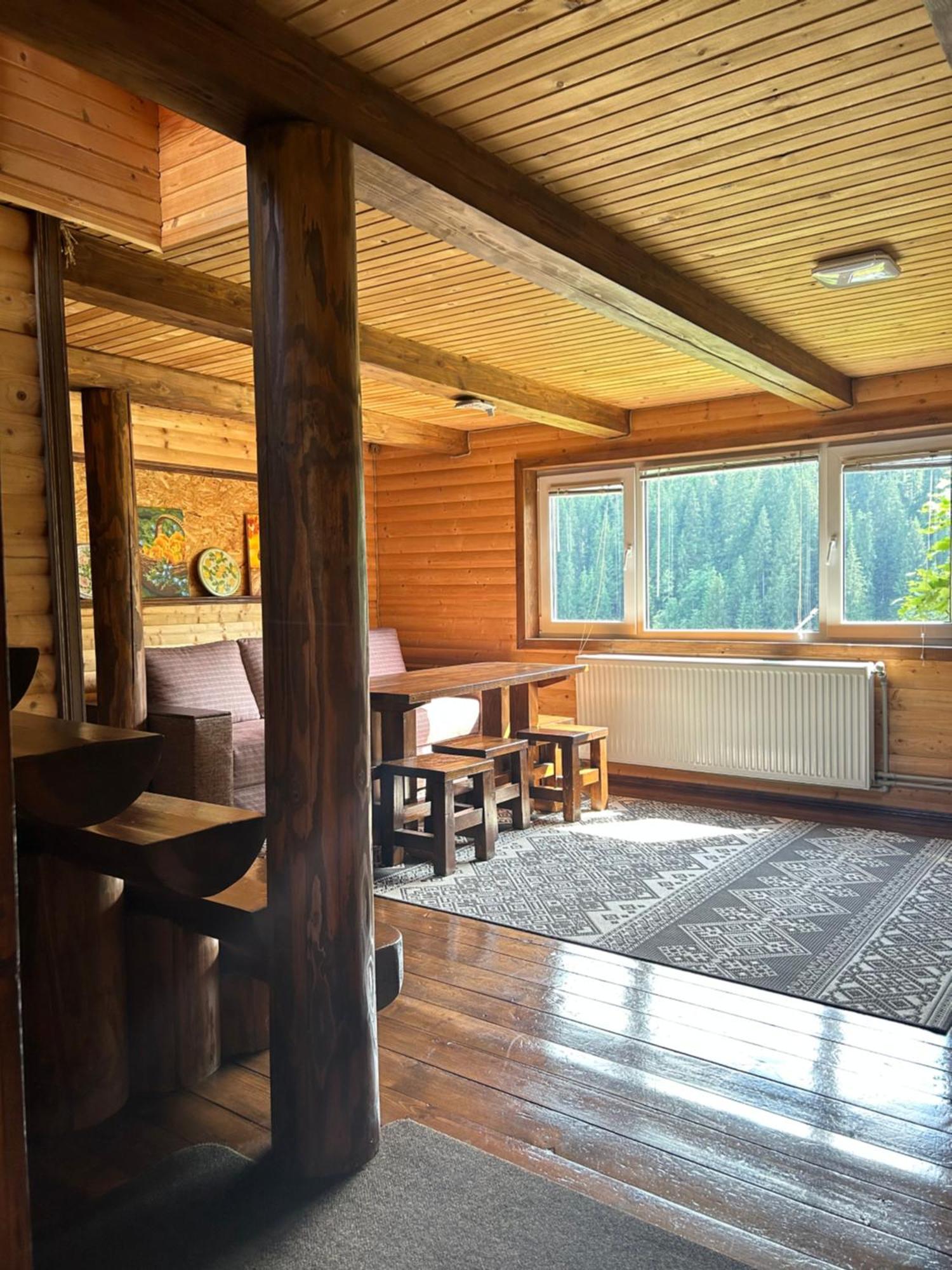 Guest House Kaspiy Bukovel Exteriör bild